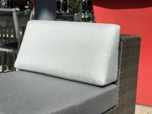 Coussins de terrasse de restaurant, Maison Esclavissat, Mâcon