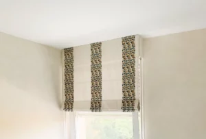 Fixation au plafond, Maison Esclavissat mâcon